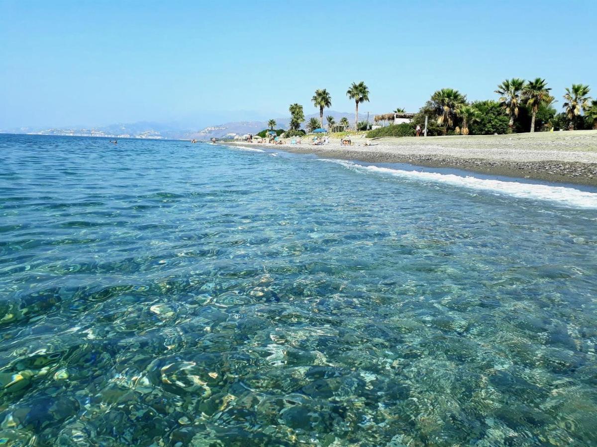 Pushe Playa Velilla Beach&Tradition Almunecar Exterior photo