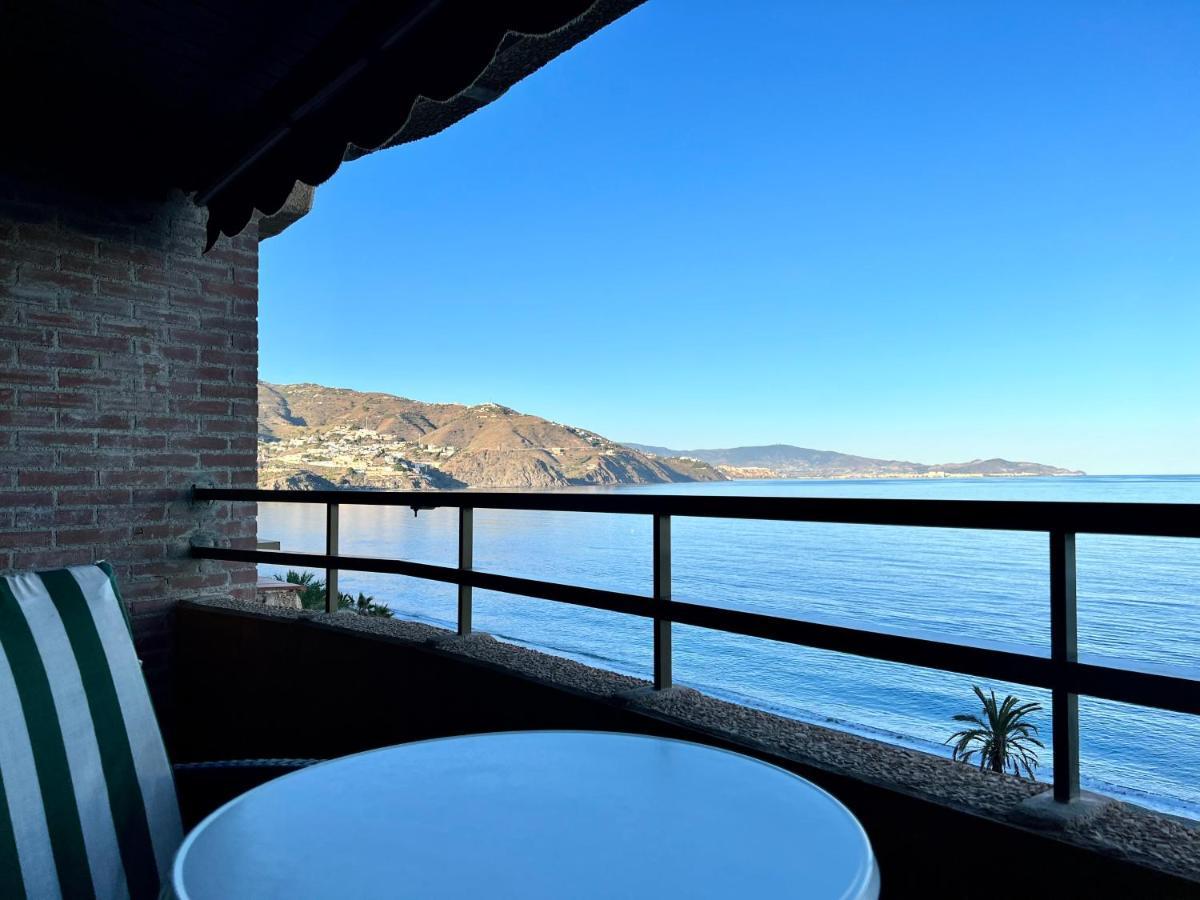 Pushe Playa Velilla Beach&Tradition Almunecar Exterior photo